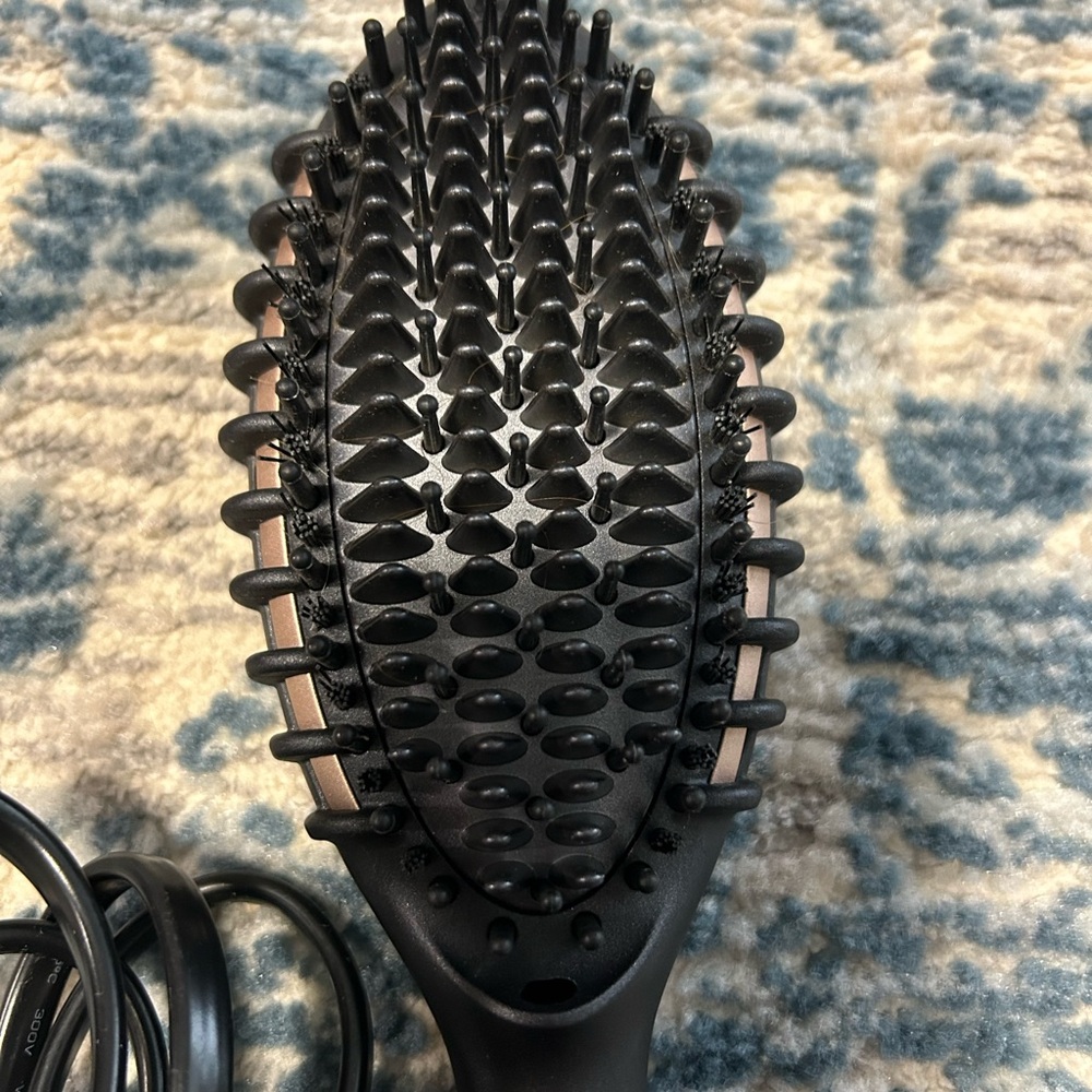 T3 Black and Rose Gold Hair Straightening Brush - Picture 3 of 7